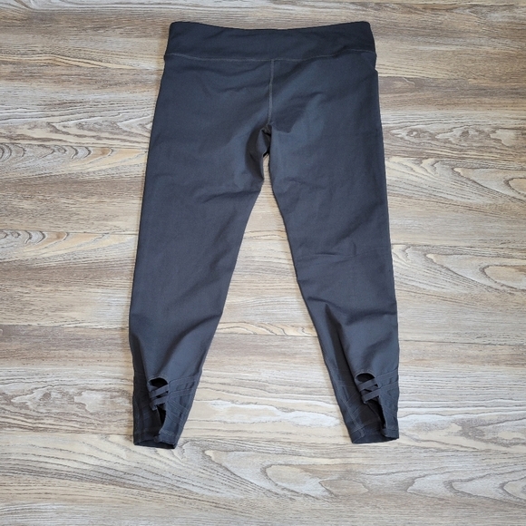 Mono B capri leggings Women's Size 1 XL gray - Picture 5 of 6